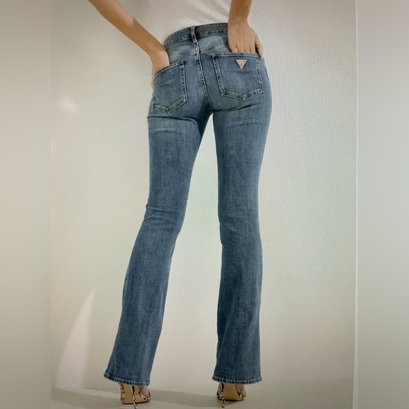 Guess Ryder Low - Rise Flare Jeans. Light Breeze. Size 30. - Picture 3 of 12